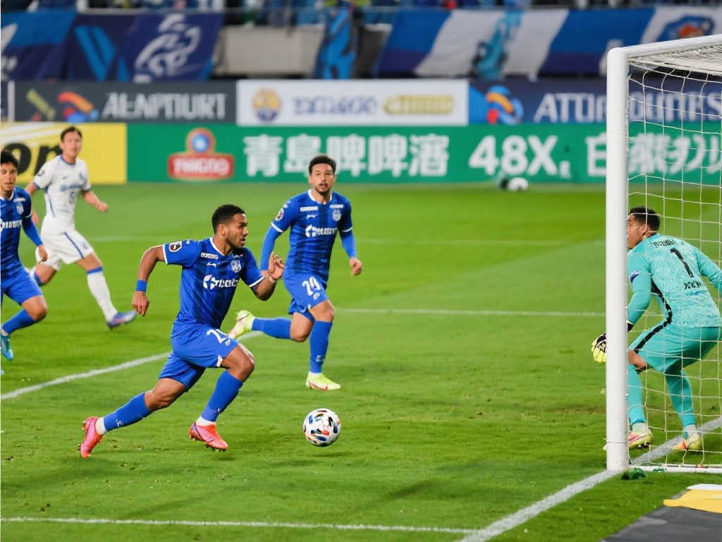 一名球员掩 一名球员掩